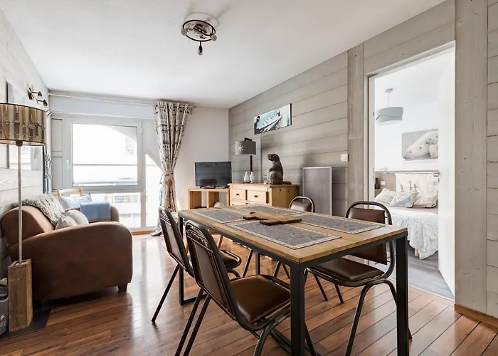 Centre Wifi Parking Draps Fournis *