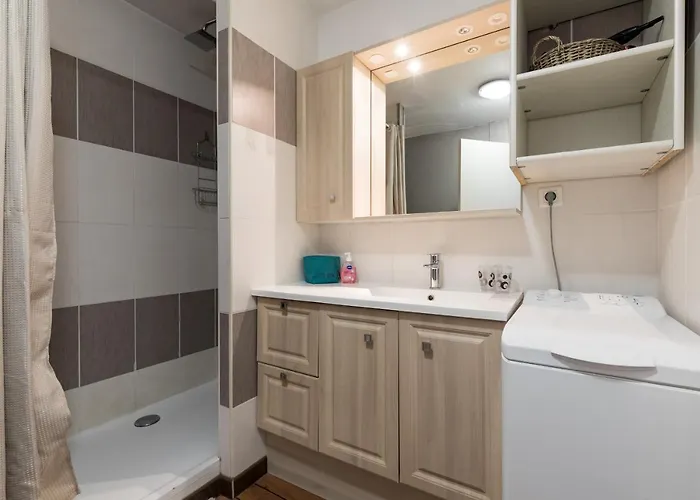 Centre Wifi Parking Draps Fournis