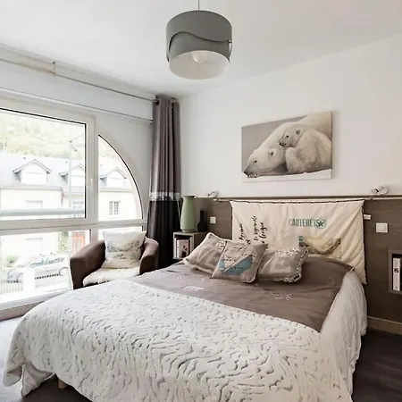 Centre Wifi Parking Draps Fournis